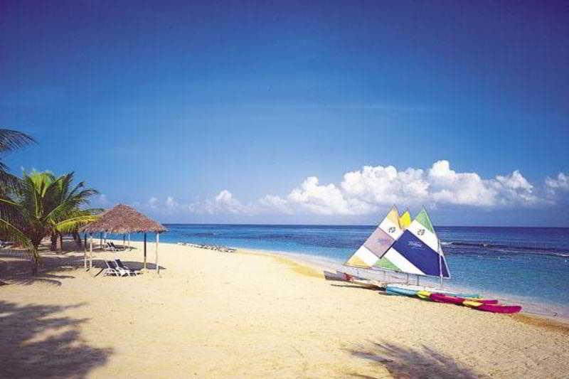 Jewel Runaway Bay Beach Resort & Waterpark Exterior foto