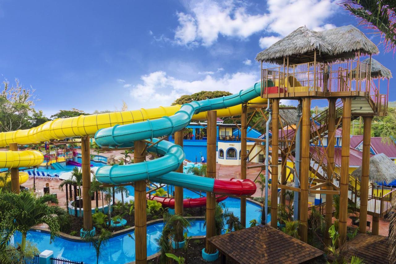 Jewel Runaway Bay Beach Resort & Waterpark Exterior foto